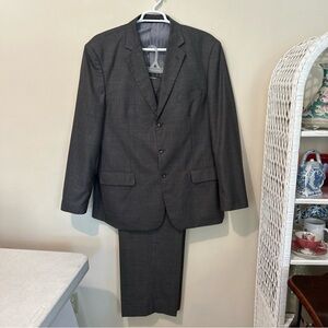 Vince Glen Plaid Suit Men’s 48L Designed In Italy Gray Pants 43 Easily Tailored